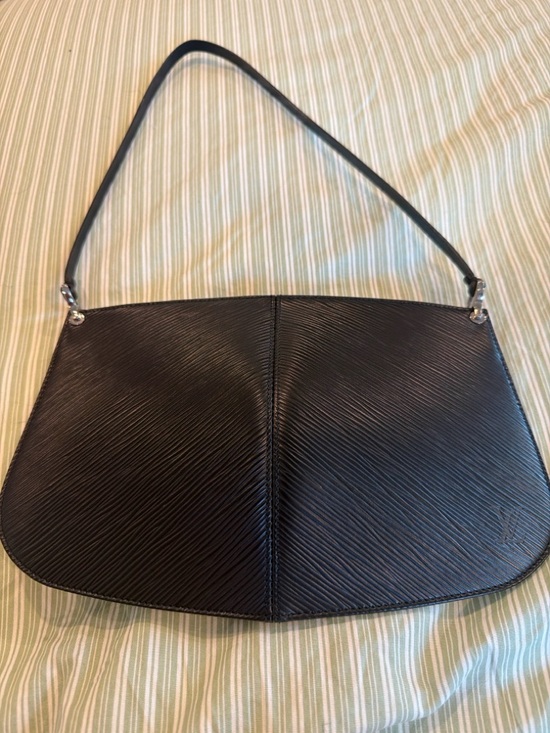 Louis Vuitton Handbags - Louis Vuitton Black Textured Shoulder Bag